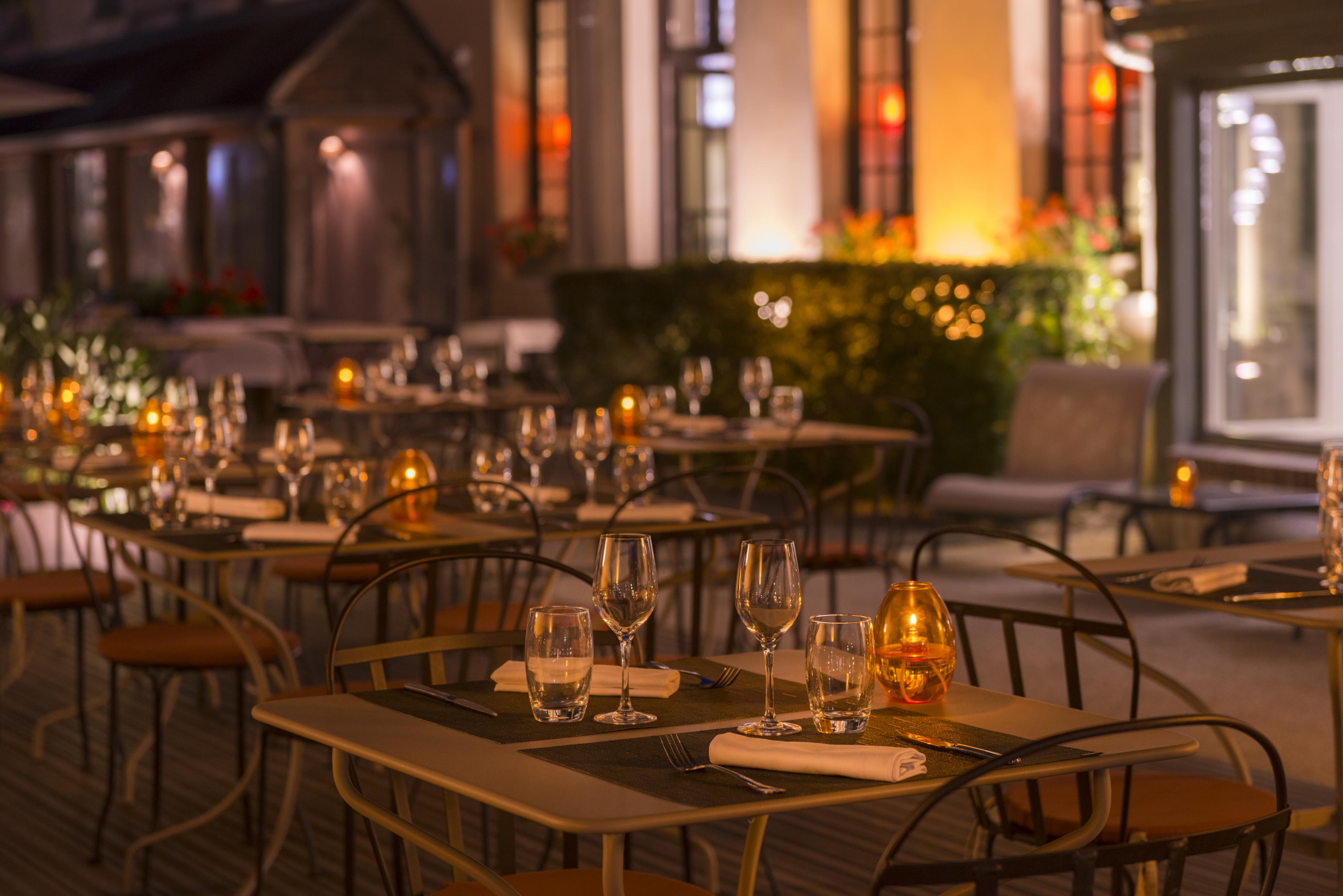Hotel Aux Vieux Remparts, The Originals Relais プロヴァン エクステリア 写真