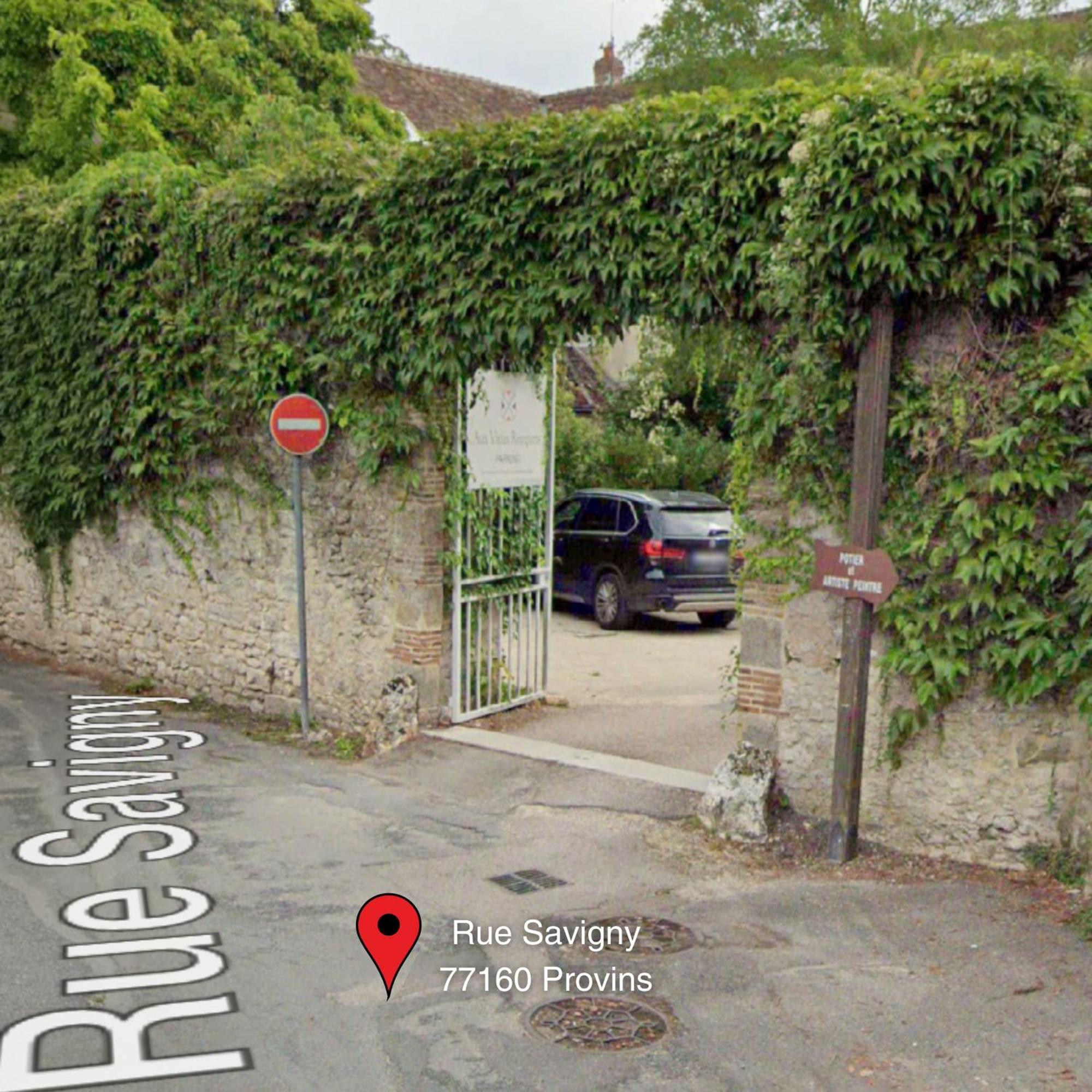 Hotel Aux Vieux Remparts, The Originals Relais プロヴァン エクステリア 写真