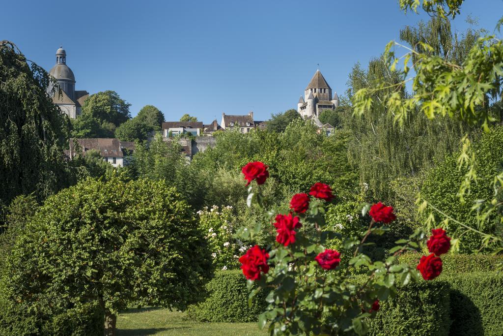 Hotel Aux Vieux Remparts, The Originals Relais プロヴァン エクステリア 写真
