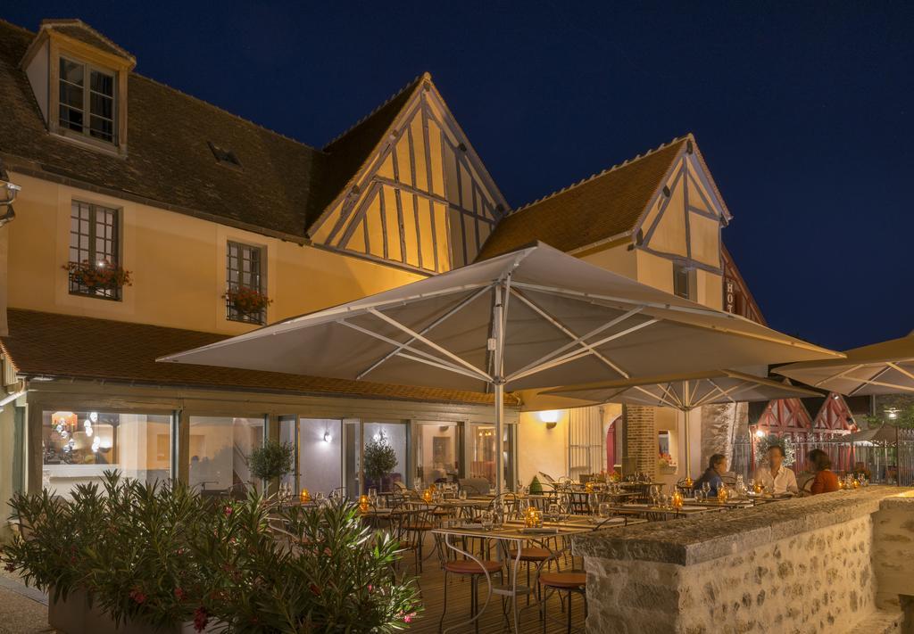 Hotel Aux Vieux Remparts, The Originals Relais プロヴァン エクステリア 写真